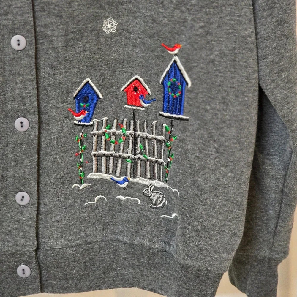 CLEARANCE‎ 💲6️⃣ C&K Designs Snowflake Birdhouse Embroidered Cardigan Large